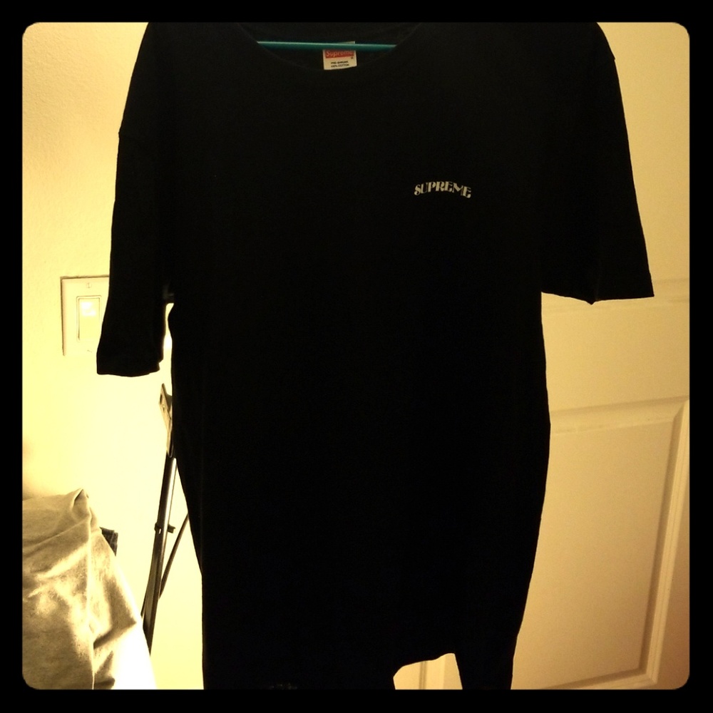 Supreme tee